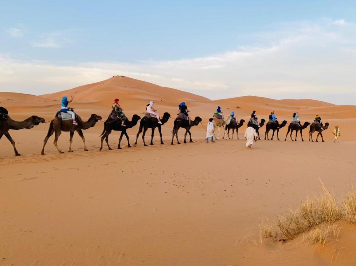 Merzouga Camp Hotel Bagian luar foto